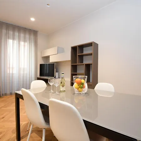 Living 11 - E Duomo A Pochi Passi Apartamento *